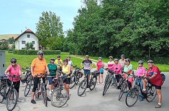 2024-06-20_E-Bikeausfahrt_Dorf-Pr-01.jpg  